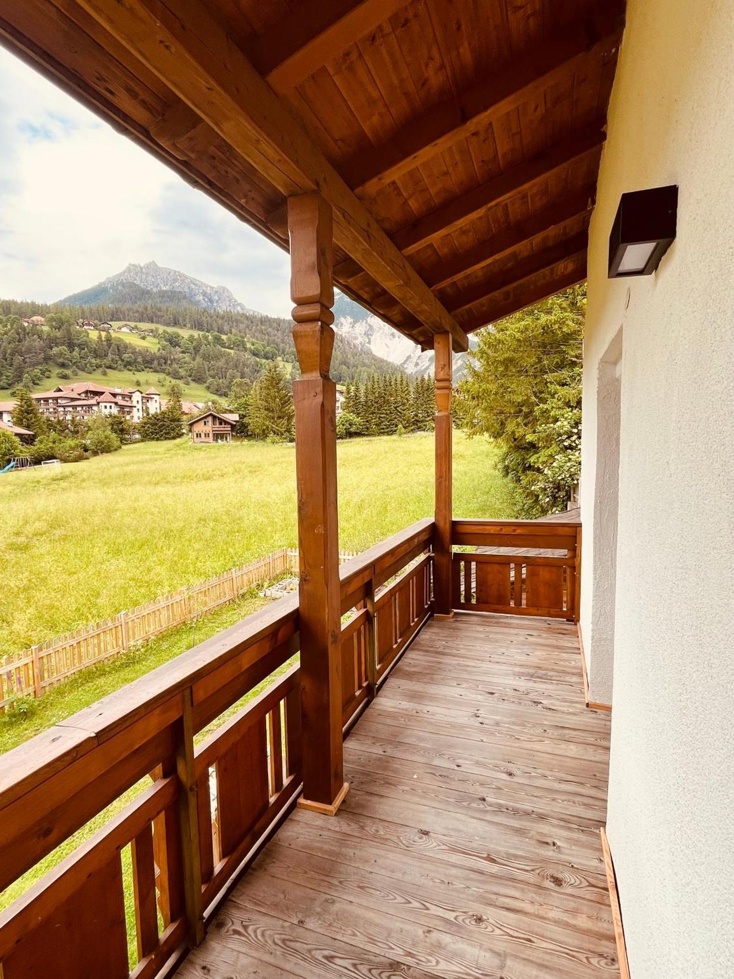 Ciasa Fam Comploi Appartement Al Plan di Mareo Buitenkant foto